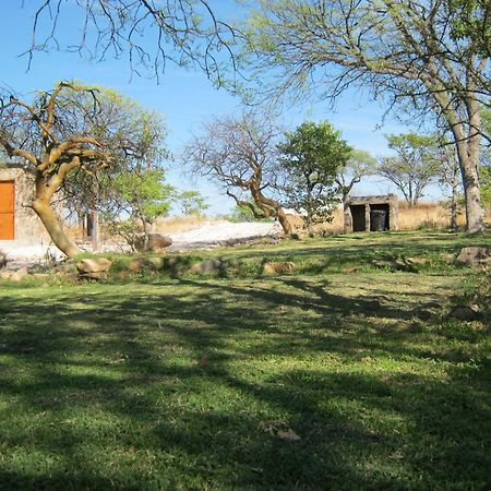 Mondjila Safari Camp Villa Okaukuejo Exterior photo
