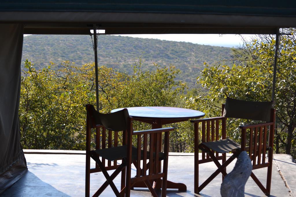 Mondjila Safari Camp Villa Okaukuejo Exterior photo